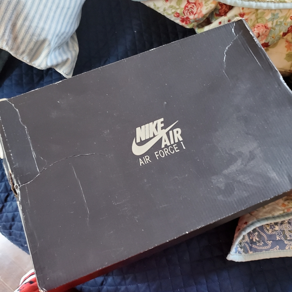 shoes - Picture 6 of 6